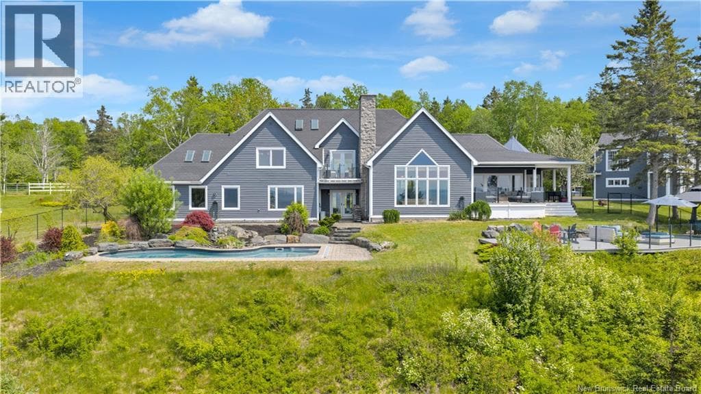 485 MASCARENE ROAD in