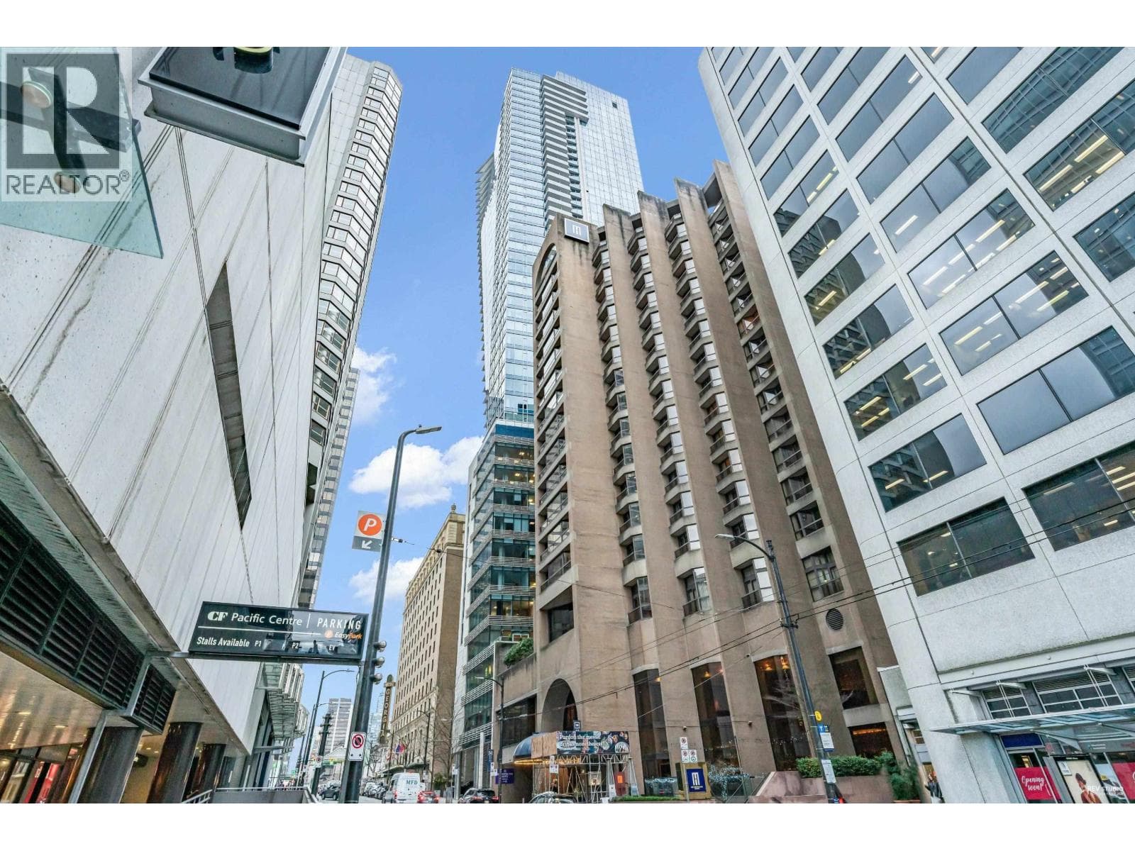 3002 667 HOWE STREET in Downtown
