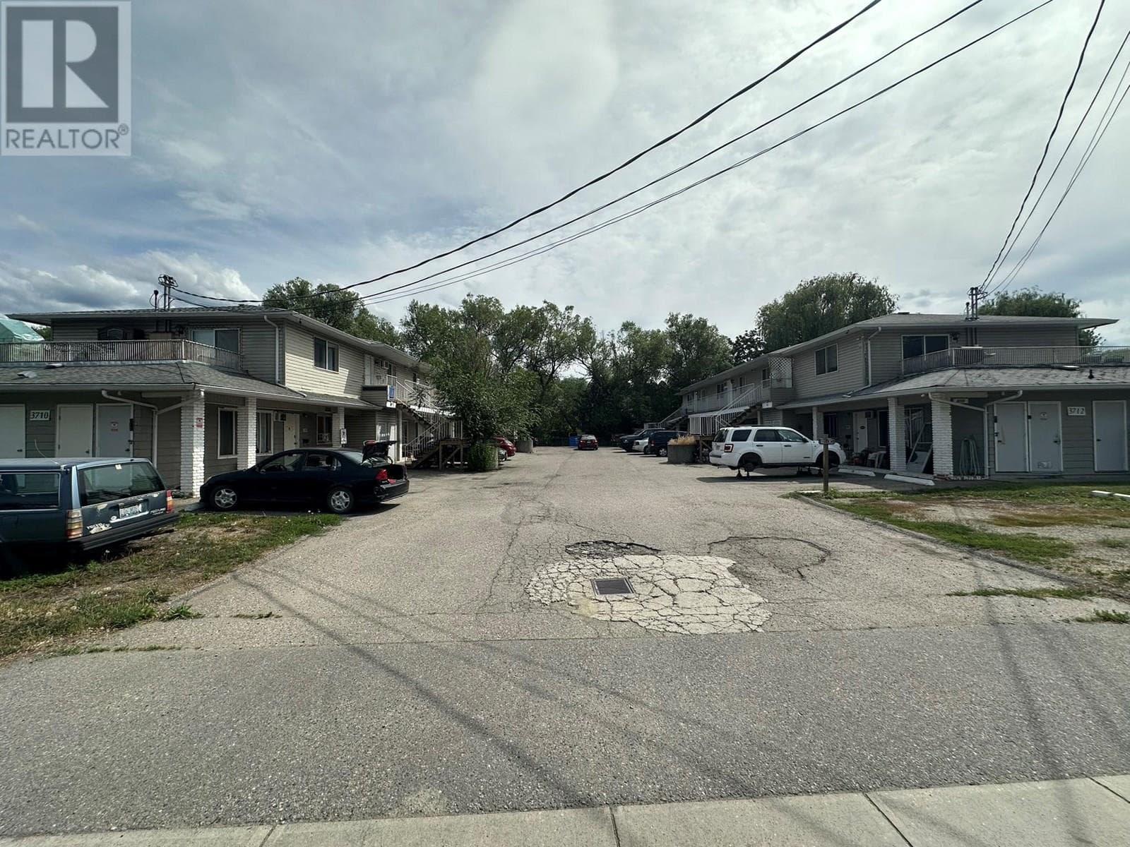 3710-3712 24 Avenue in