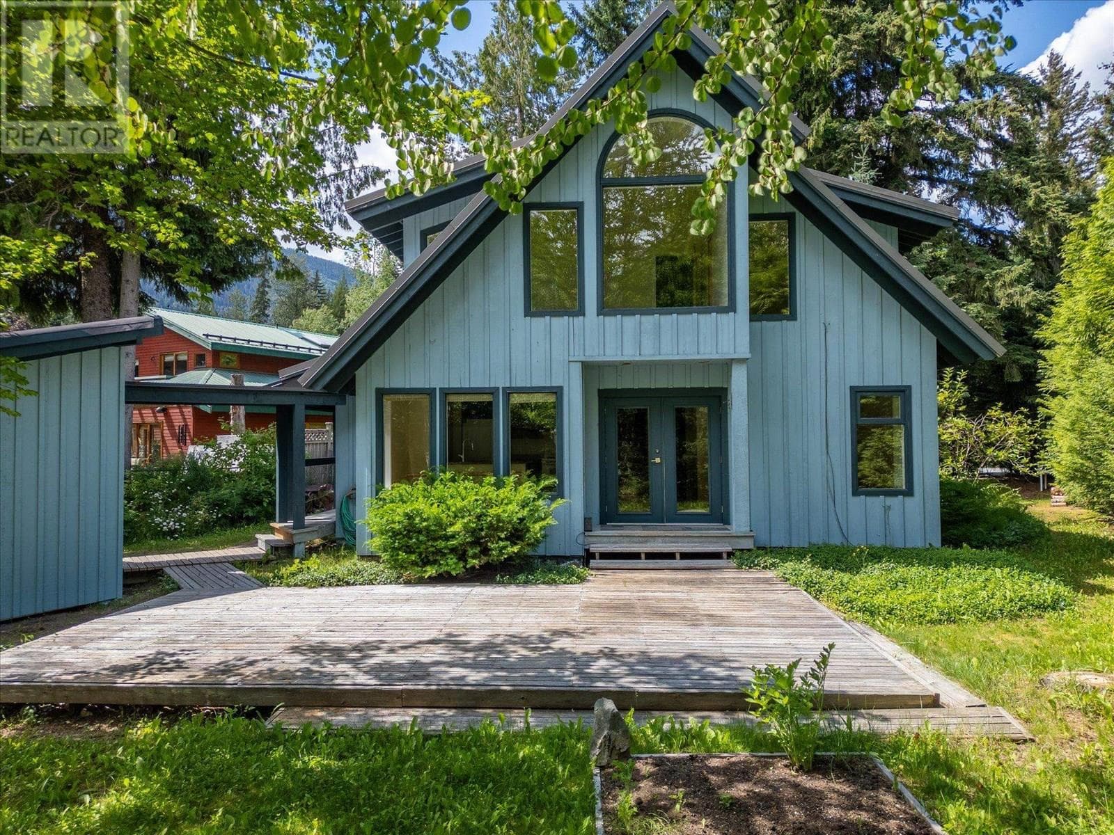6400 EASY STREET in