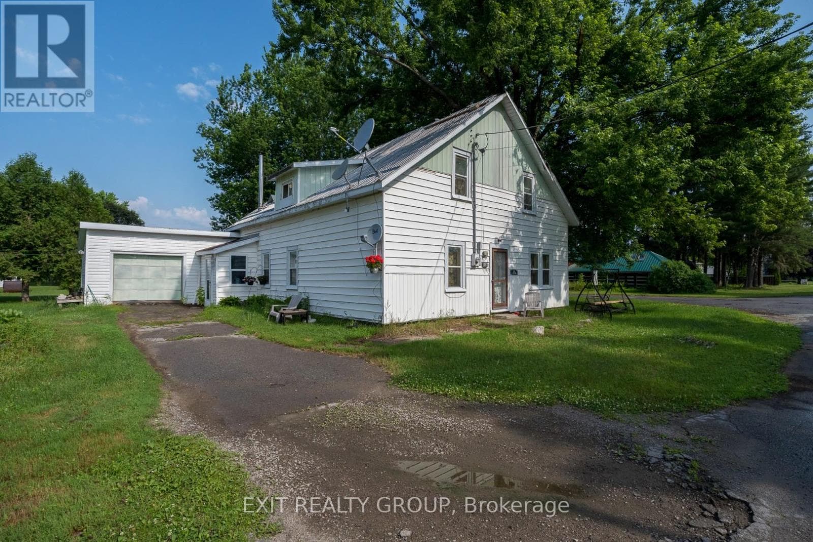53 CLEMENT STREET in
