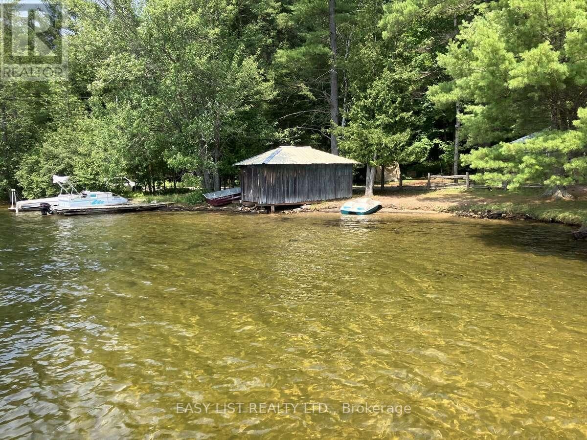 1045 REYNOLDS ROAD in