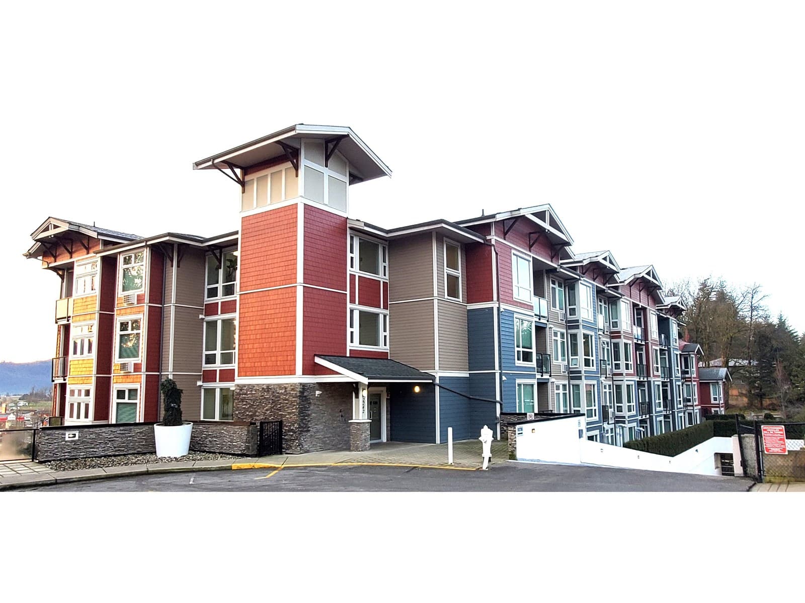 409 2242 WHATCOM ROAD in Whatcom