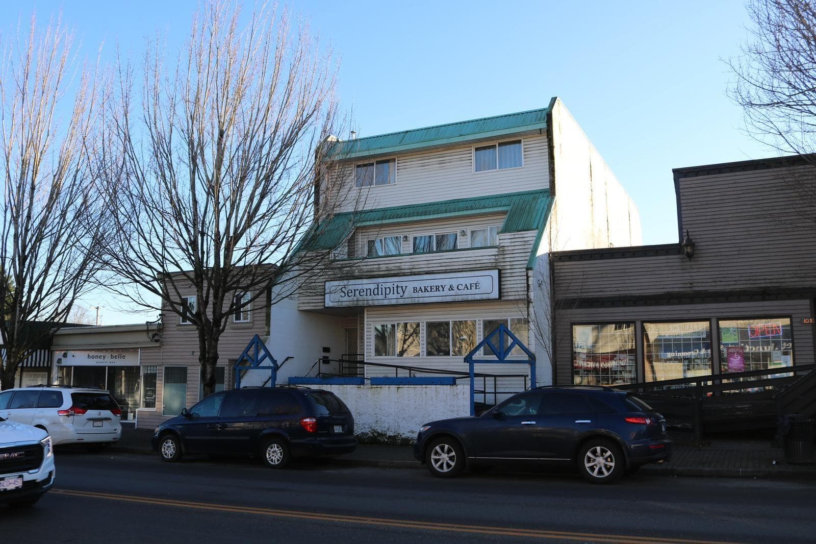 202 27262 FRASER HIGHWAY in Aldergrove