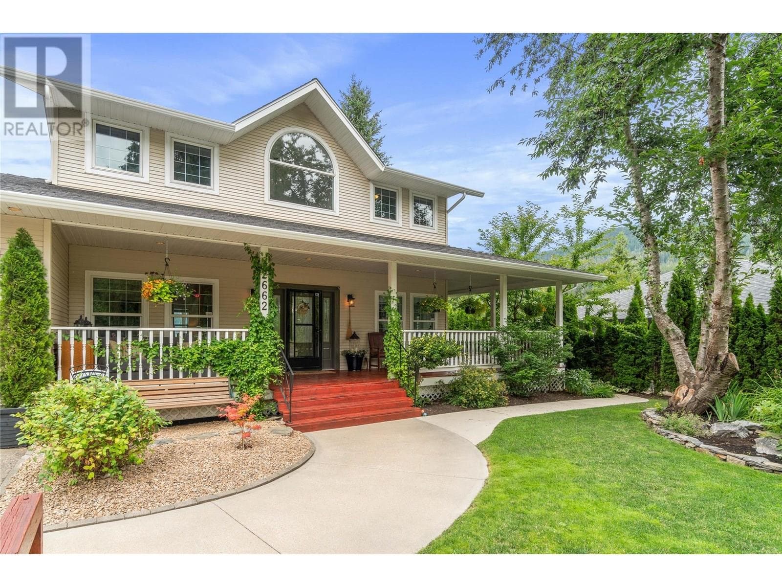 2662 BLIND BAIE ROAD in