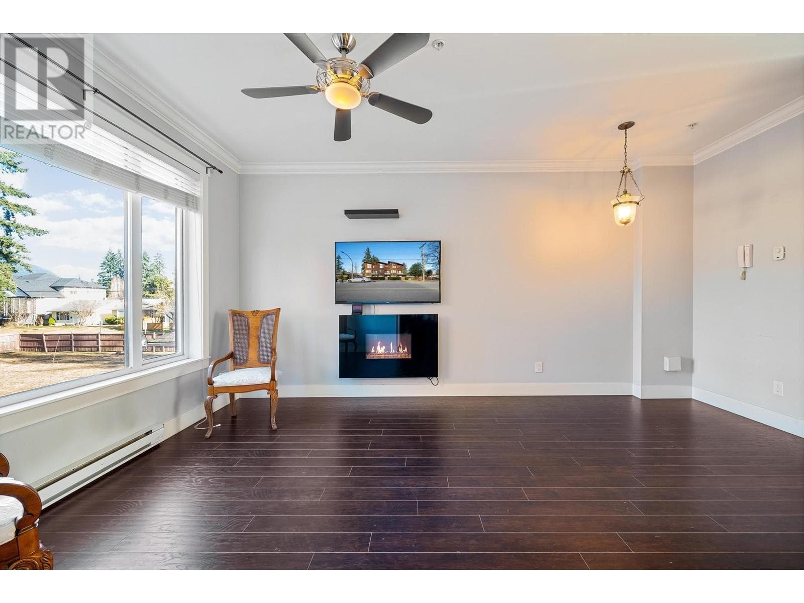 10 1731 PRAIRIE AVENUE in Oxford Heights