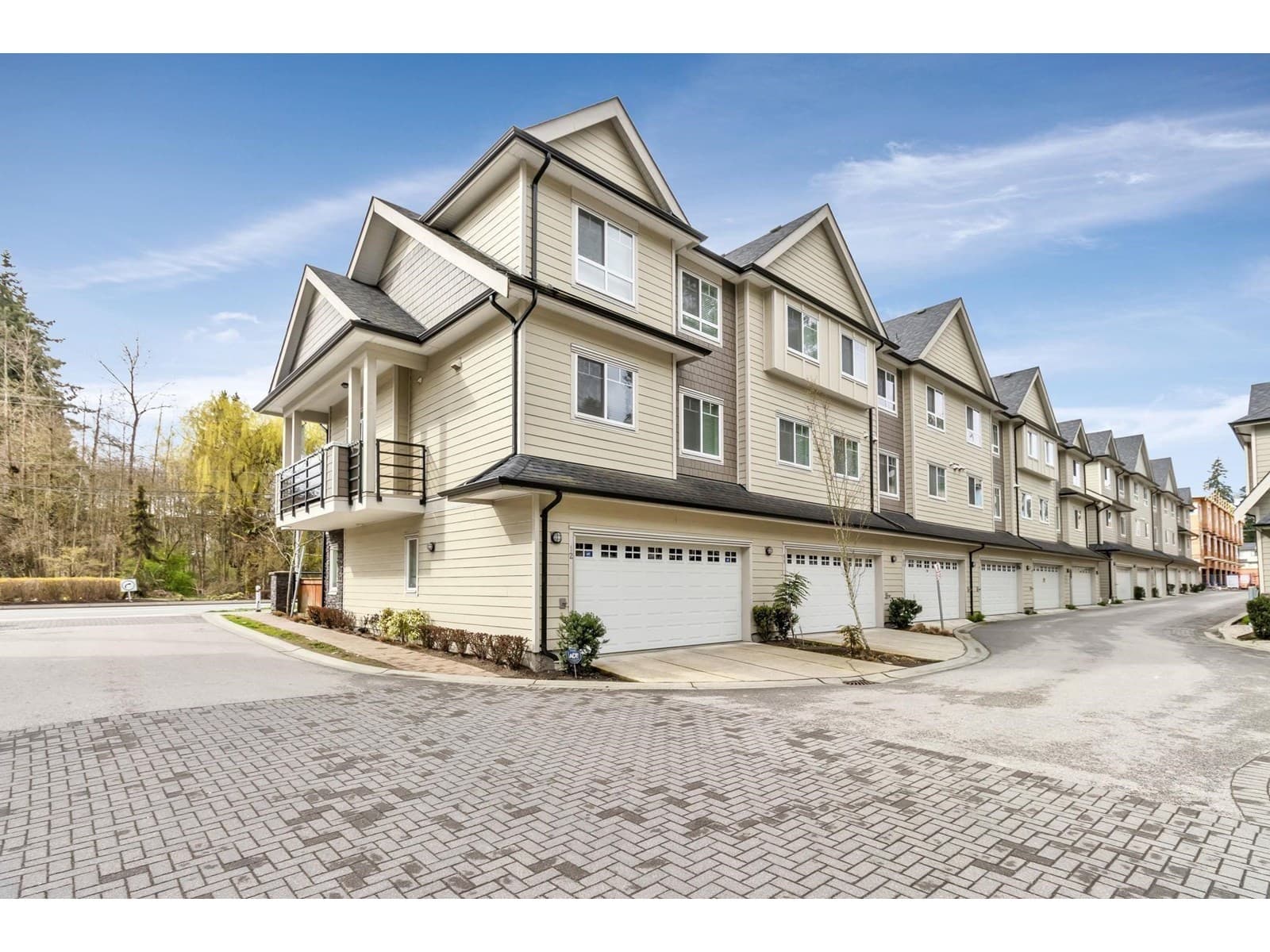 10 14285 64 AVENUE in South Newton