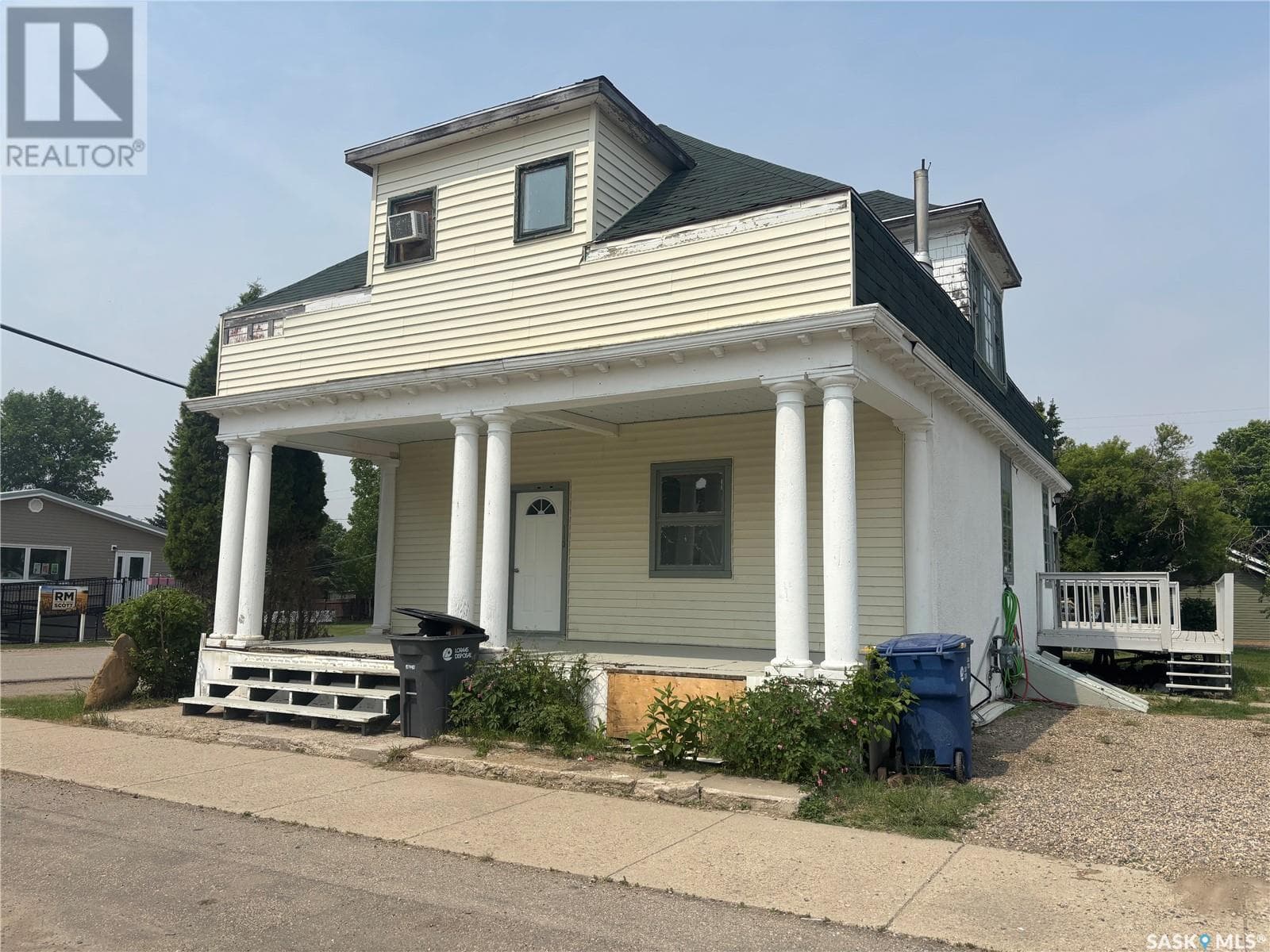 113 SOURIS STREET in
