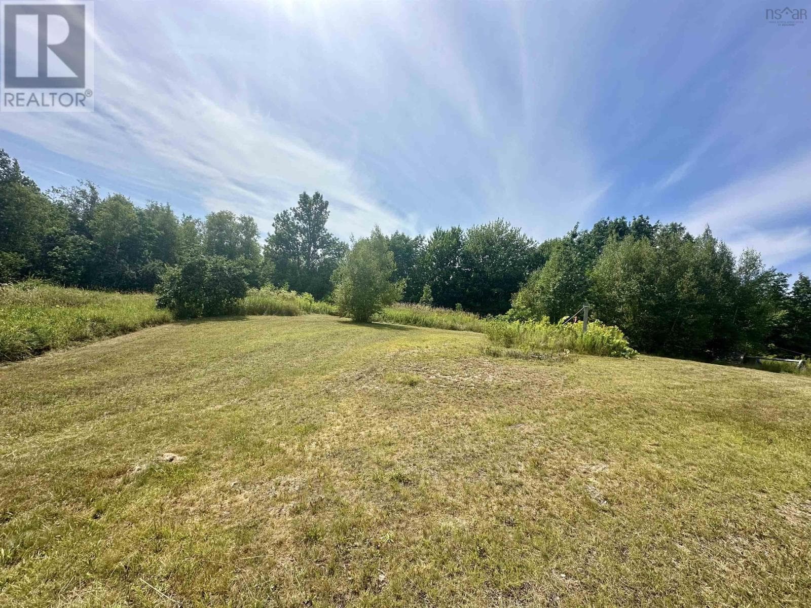 403 DUFFERIN ROAD in