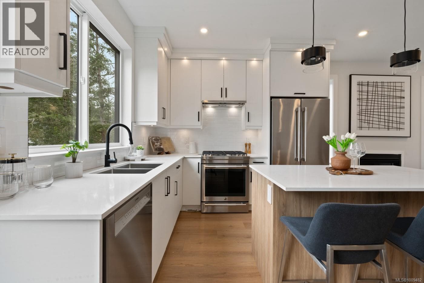 557 BELFORD PLAZA in TBD9