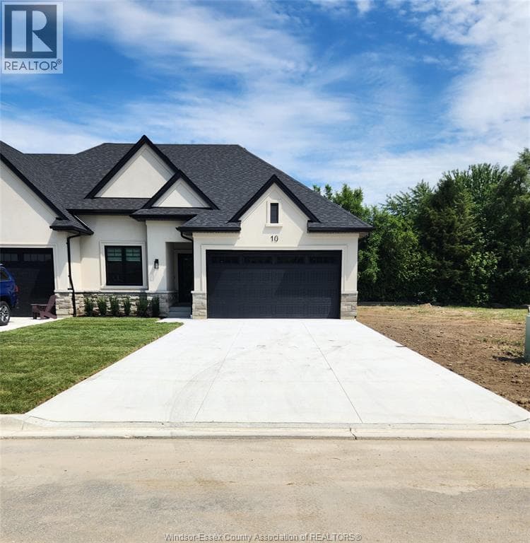 42 MULBERRY COURT in