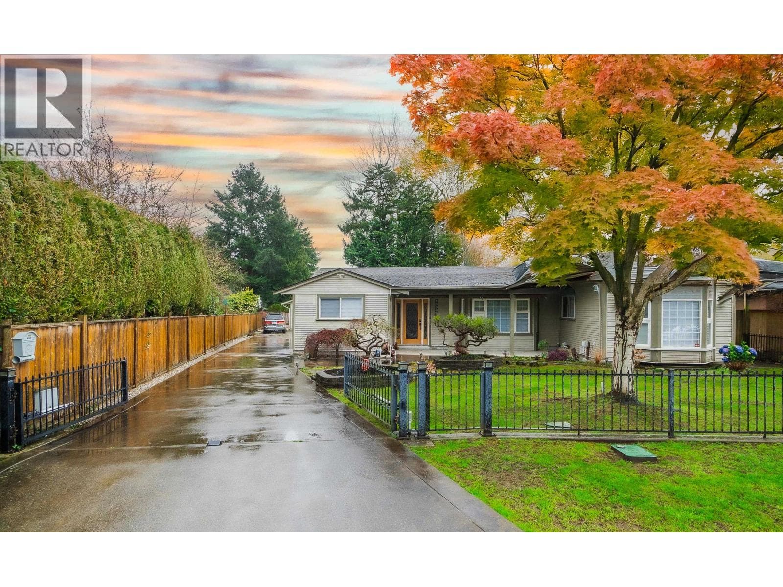 10060 SWINTON CRESCENT in Shellmont