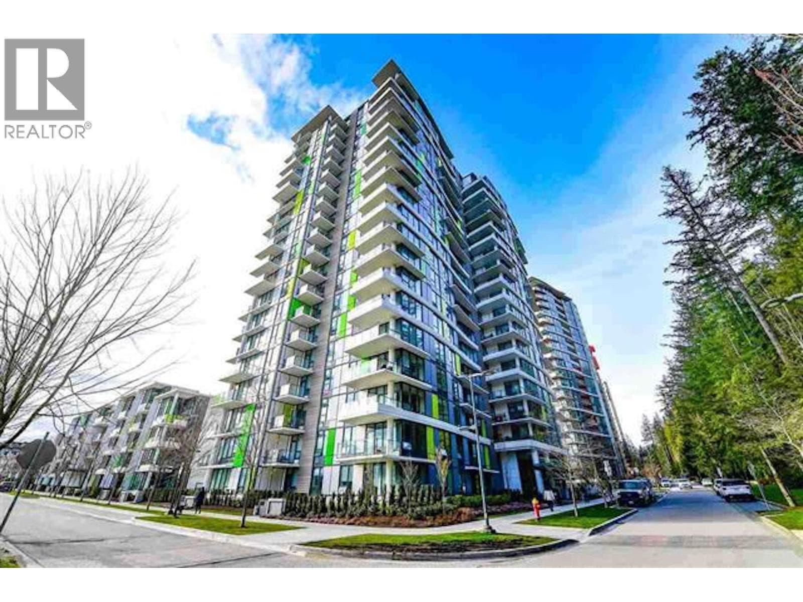 1603 3487 BINNING ROAD in
