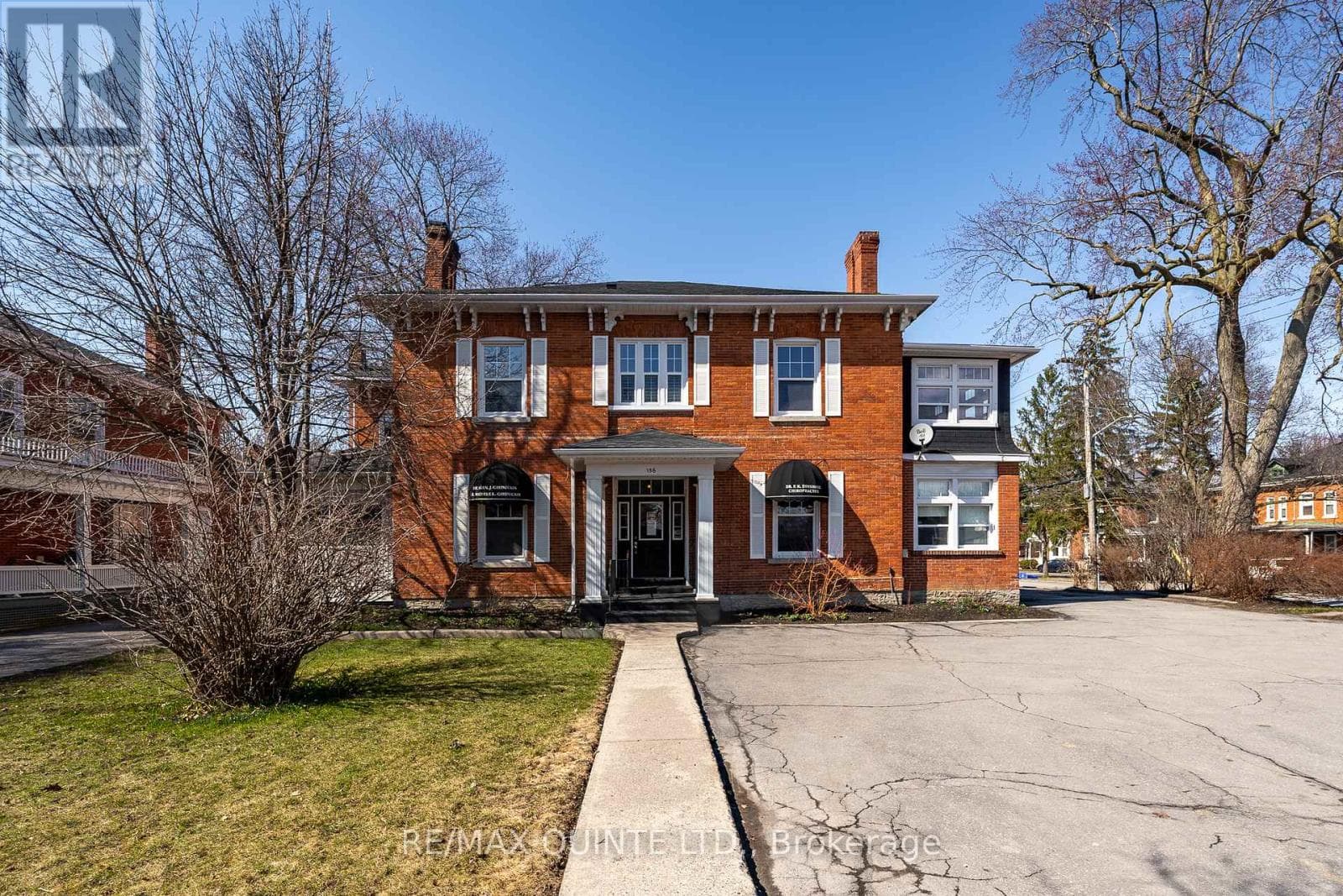 156 BRIDGE STREET E in