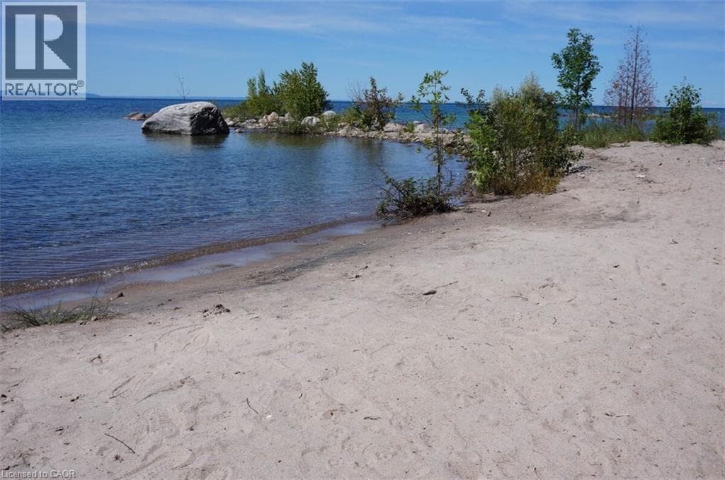 1536 TINY BEACHES ROAD NORTH in