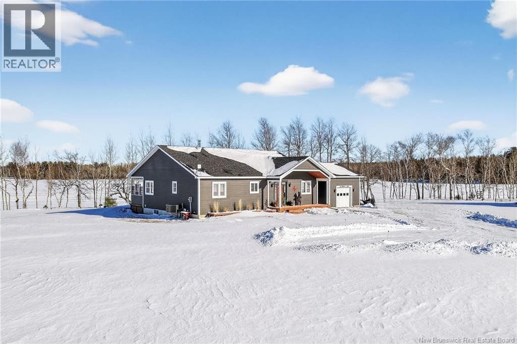 22 DOUGLAS LANE in