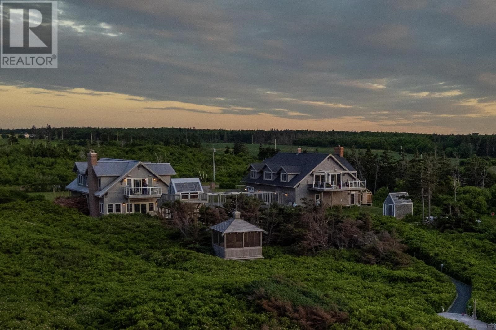 108 TOMMYS LANE in