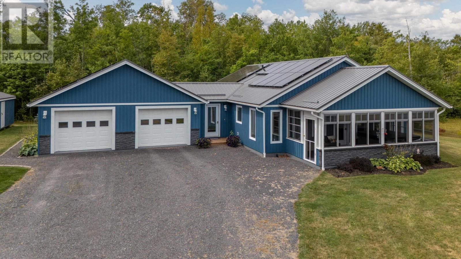 19 WIGHT BIRCH CRESCENT in