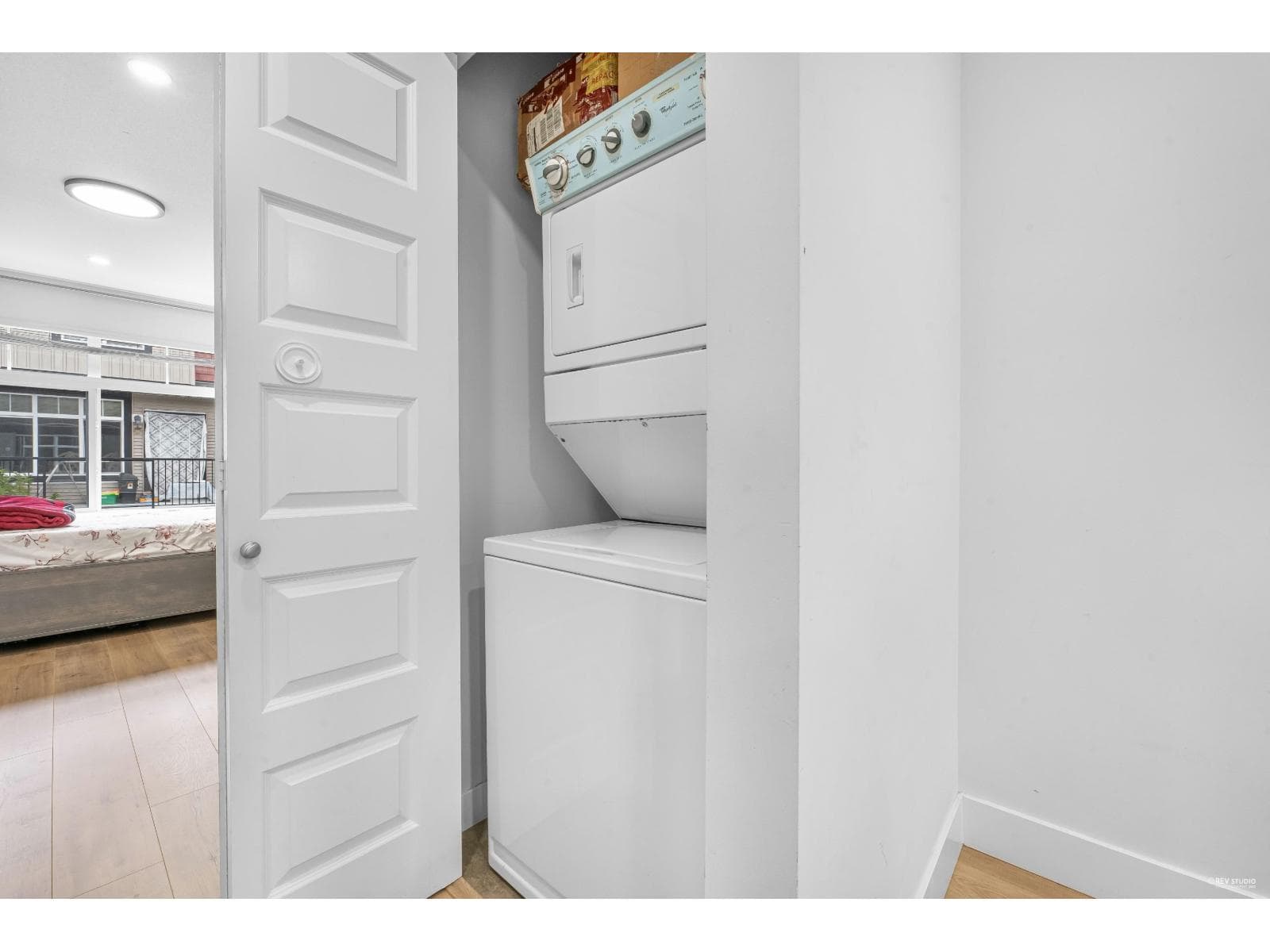 76 6299 144 STREET in South Newton