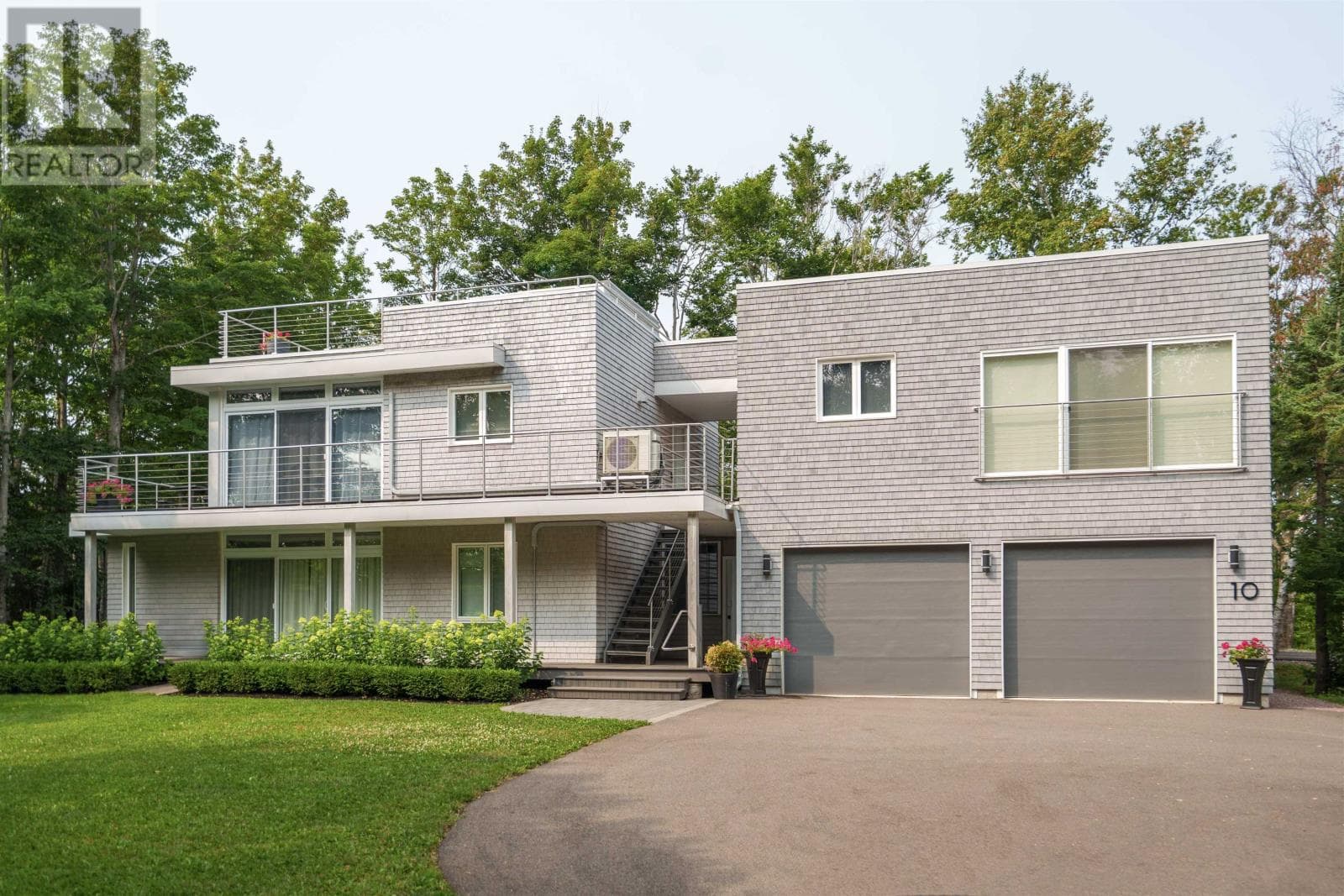 10 LUPIN LANE in