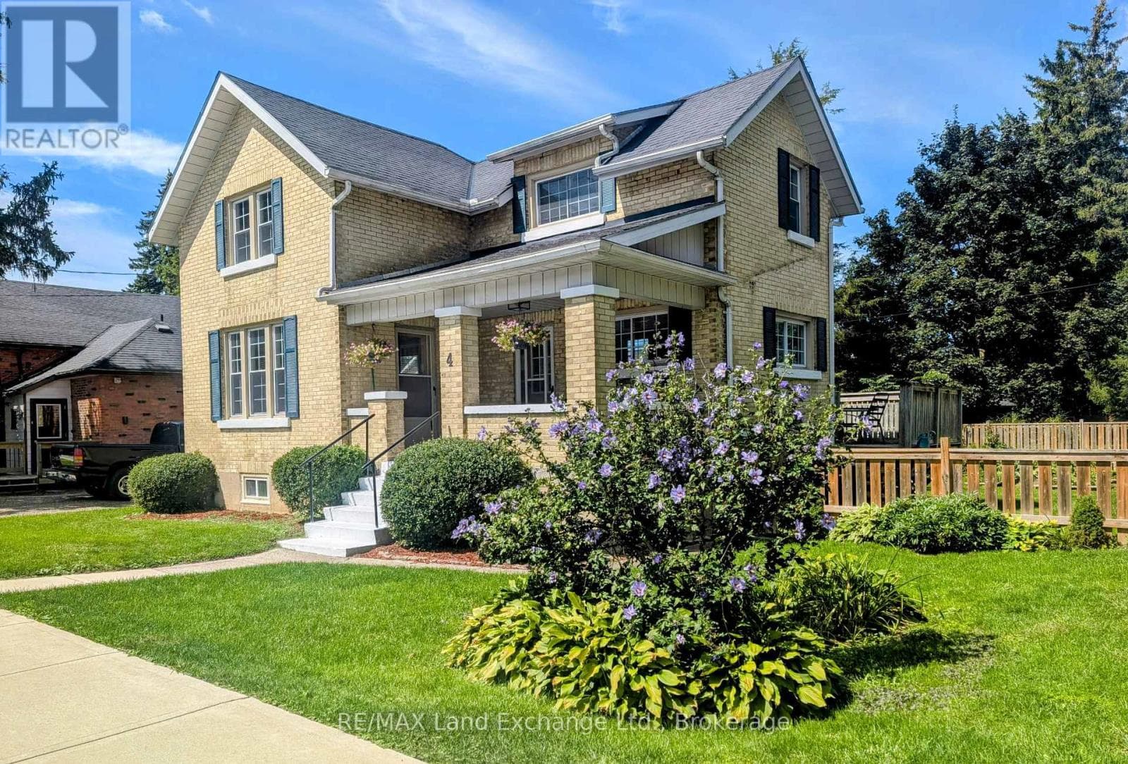 4 ARCHY STREET in