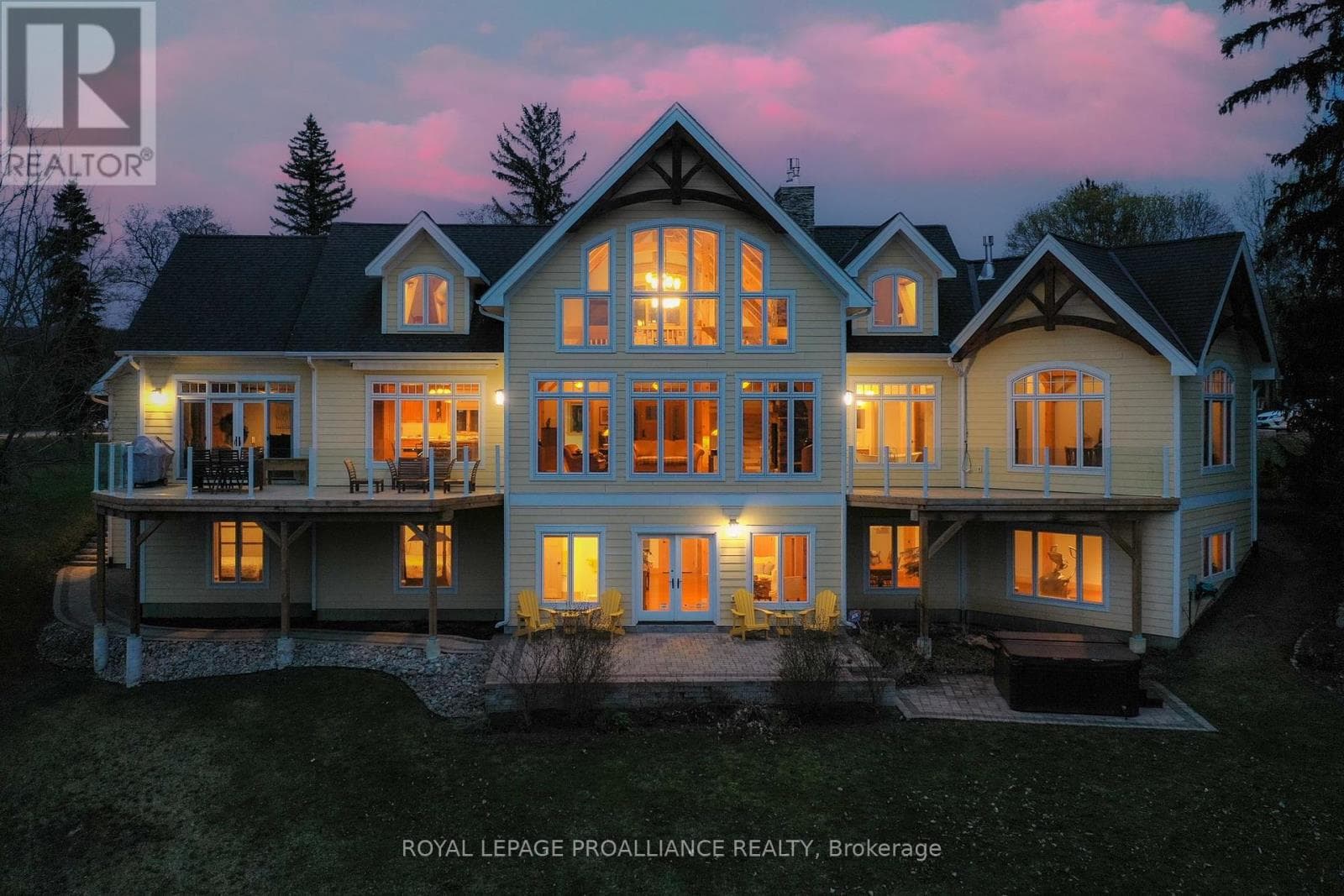 12698 LOYALIST PARKWAY in
