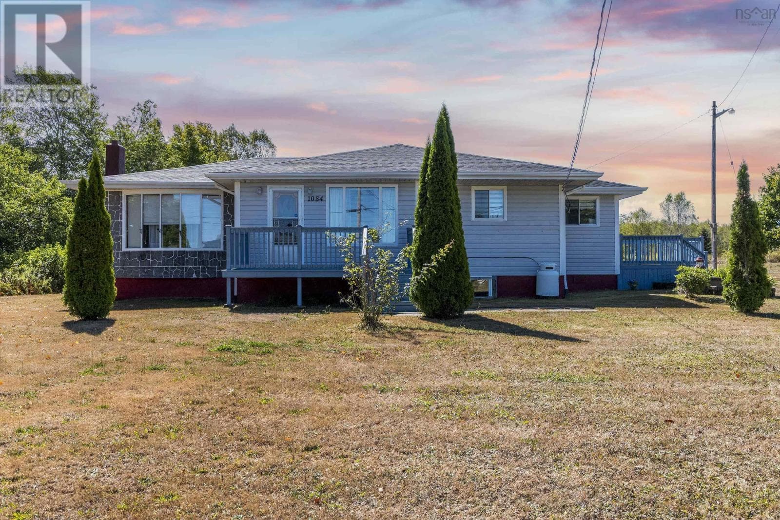 1084 RIDGE ROAD in