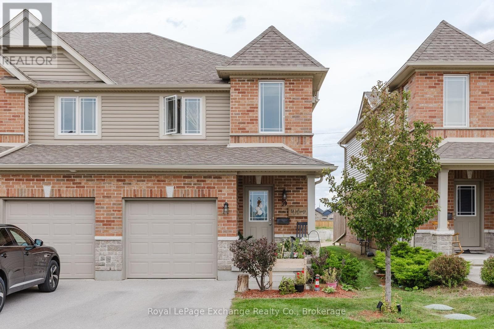 39 - 409 JOSEPH STREET in
