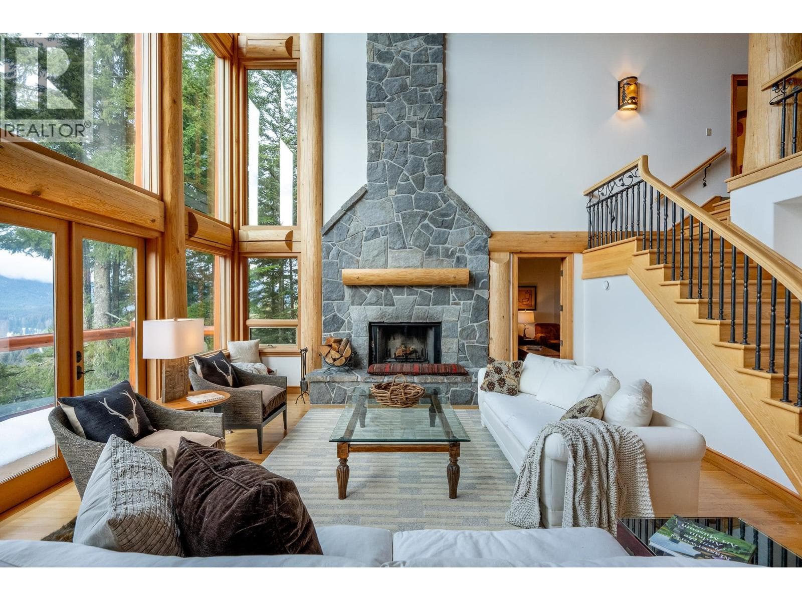 3826 SUNRIDGE DRIVE in