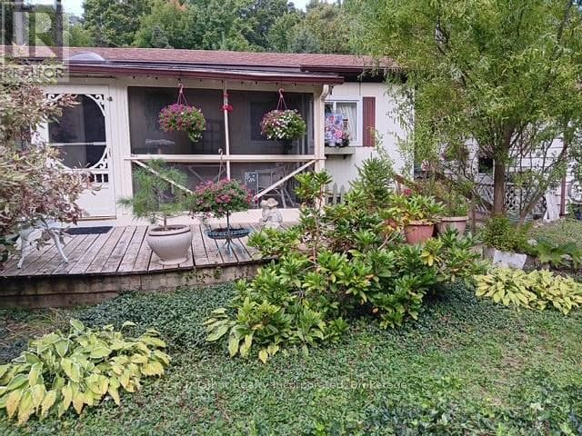 213 CHESTNUT DRIVE S in