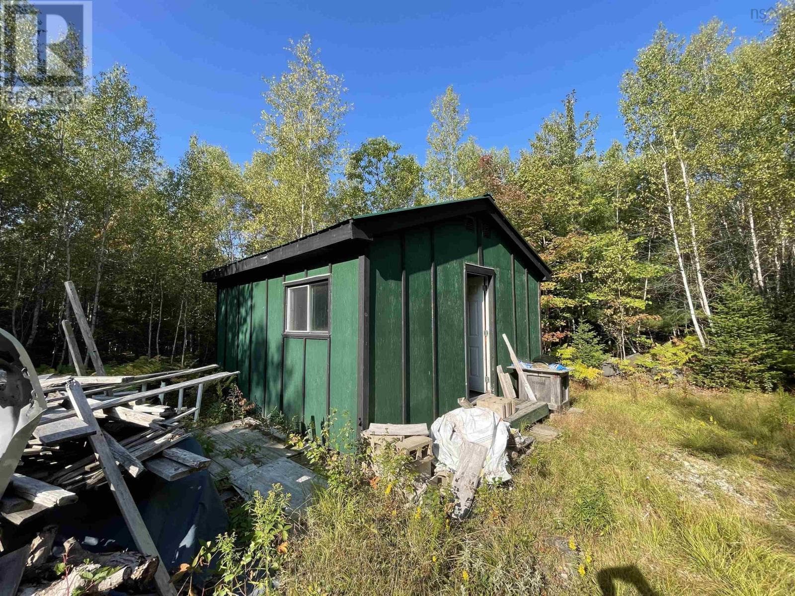 69 MACKAY ROAD in