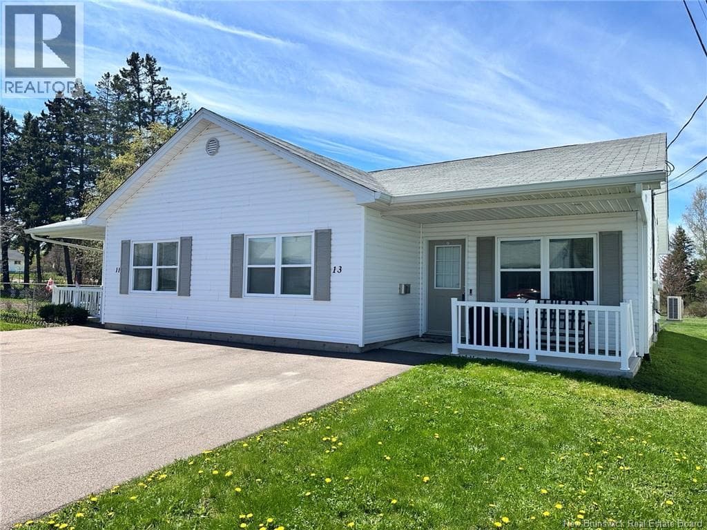 13 MAPLE TRAIL LANE in