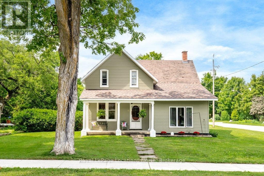 10 WELLINGTON STREET EAST in