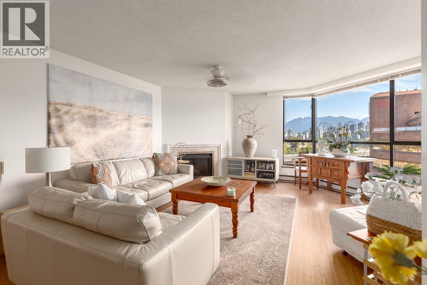 1003 1450 PENNYFARTHING DRIVE in Fairview