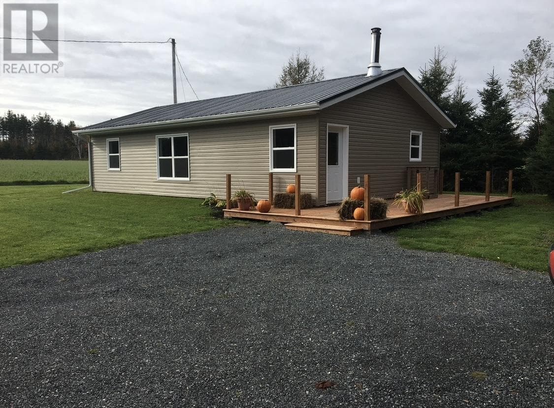 35 HARBOUR ROAD in