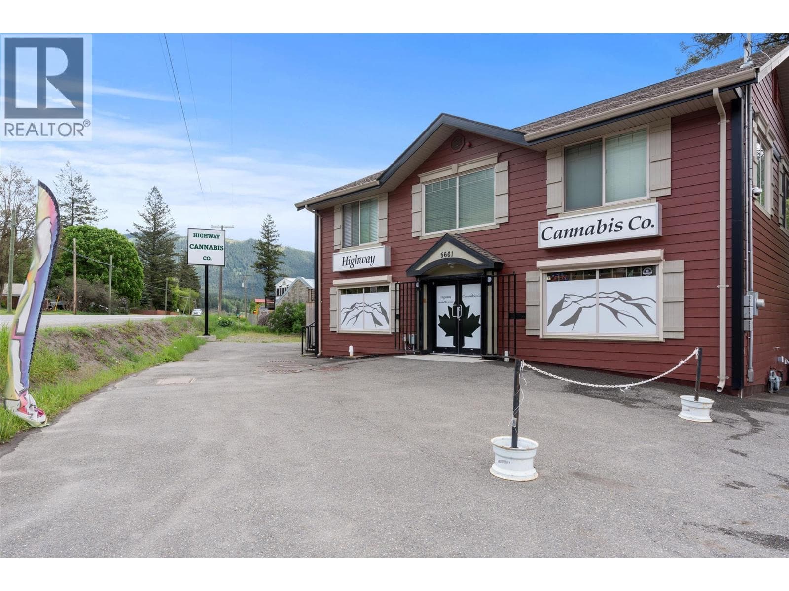 5661 HIGHWAY 97 in