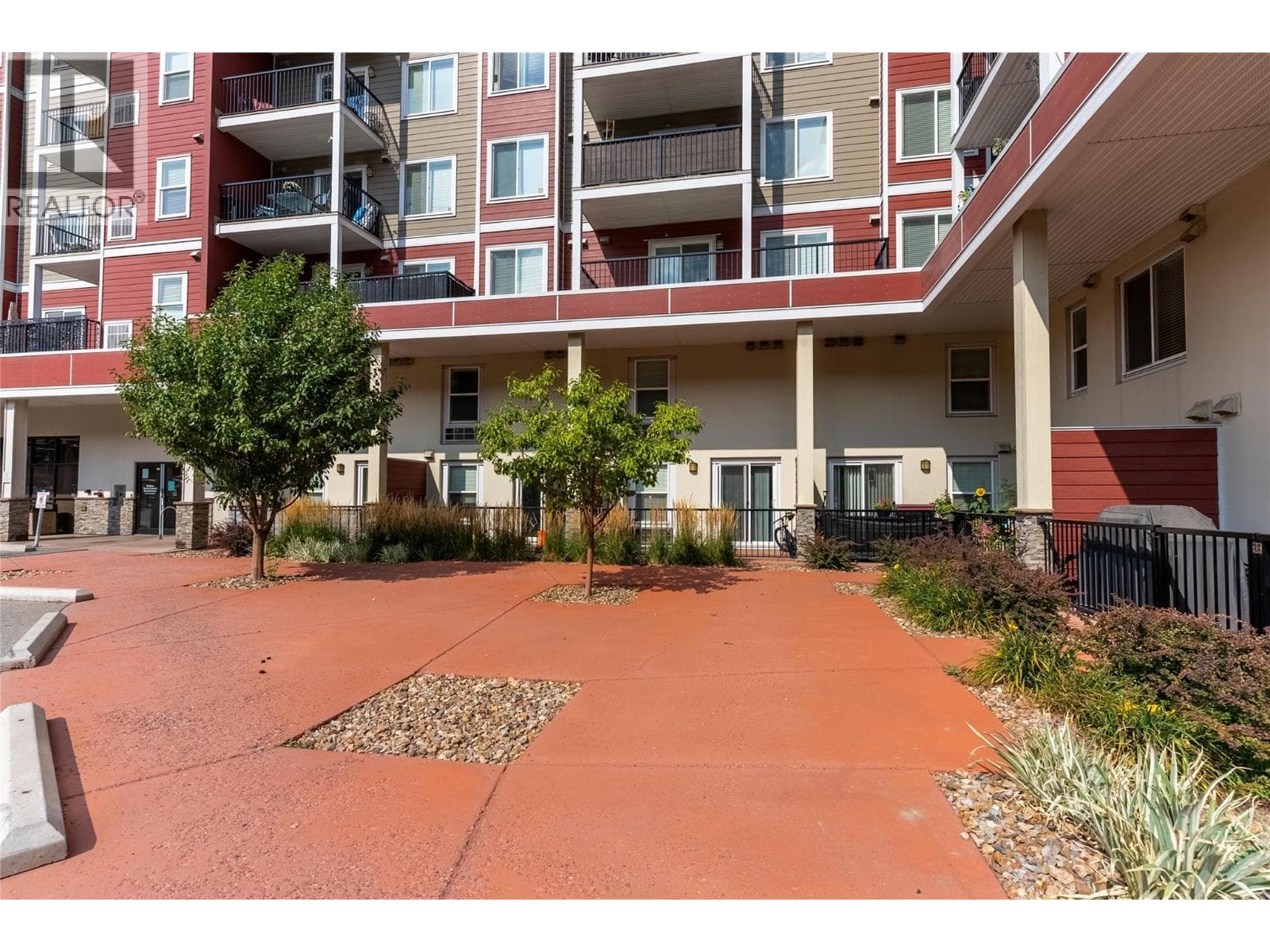 5170 Dallas Drive Unit# 307 in Dallas