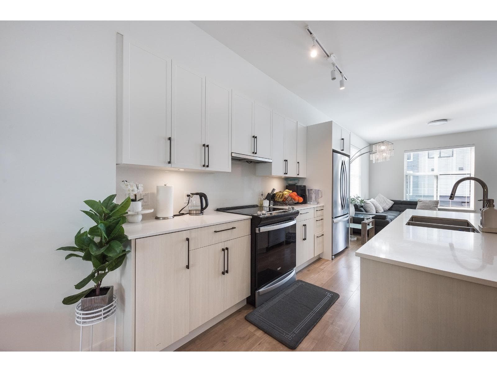406 2267 MCKENZIE ROAD in Historic Downtown