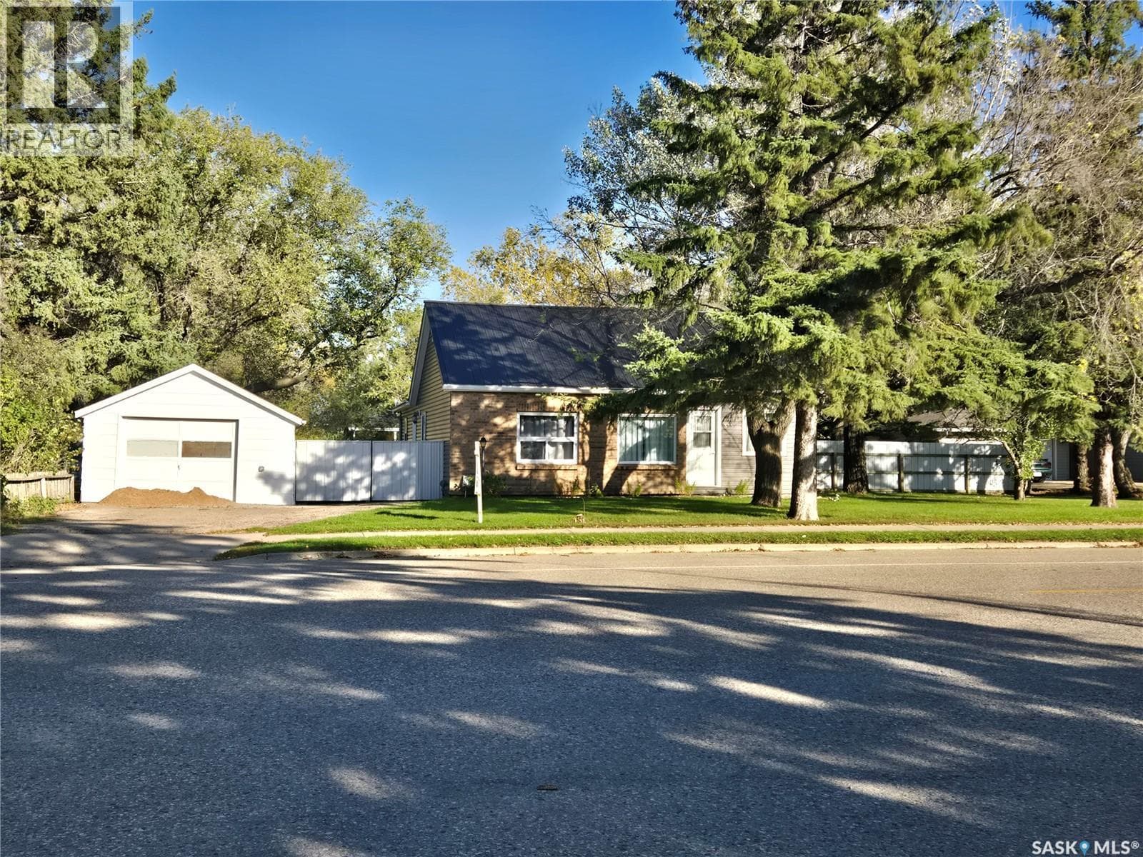 315 GOVERNMENT ROAD in