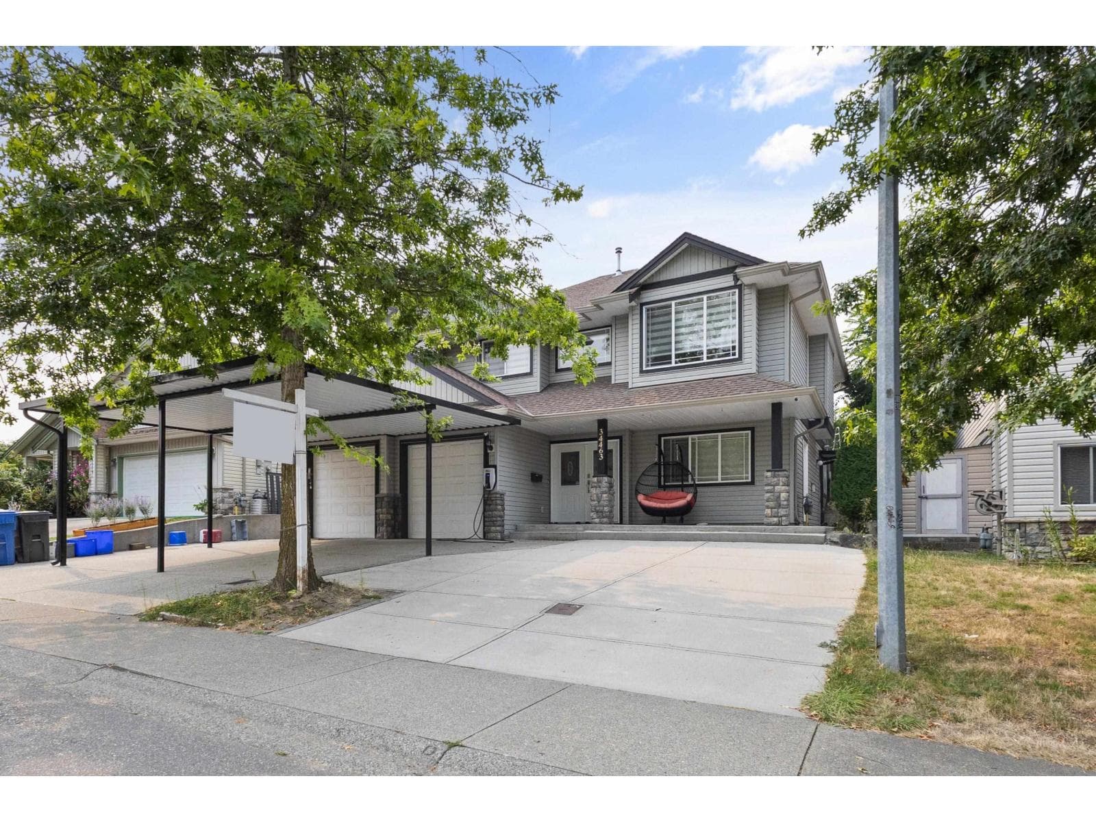34463 LARIAT PLAZA in Clayburn