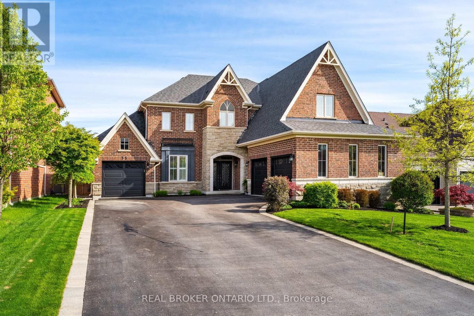 35 KETCHUM STREET in