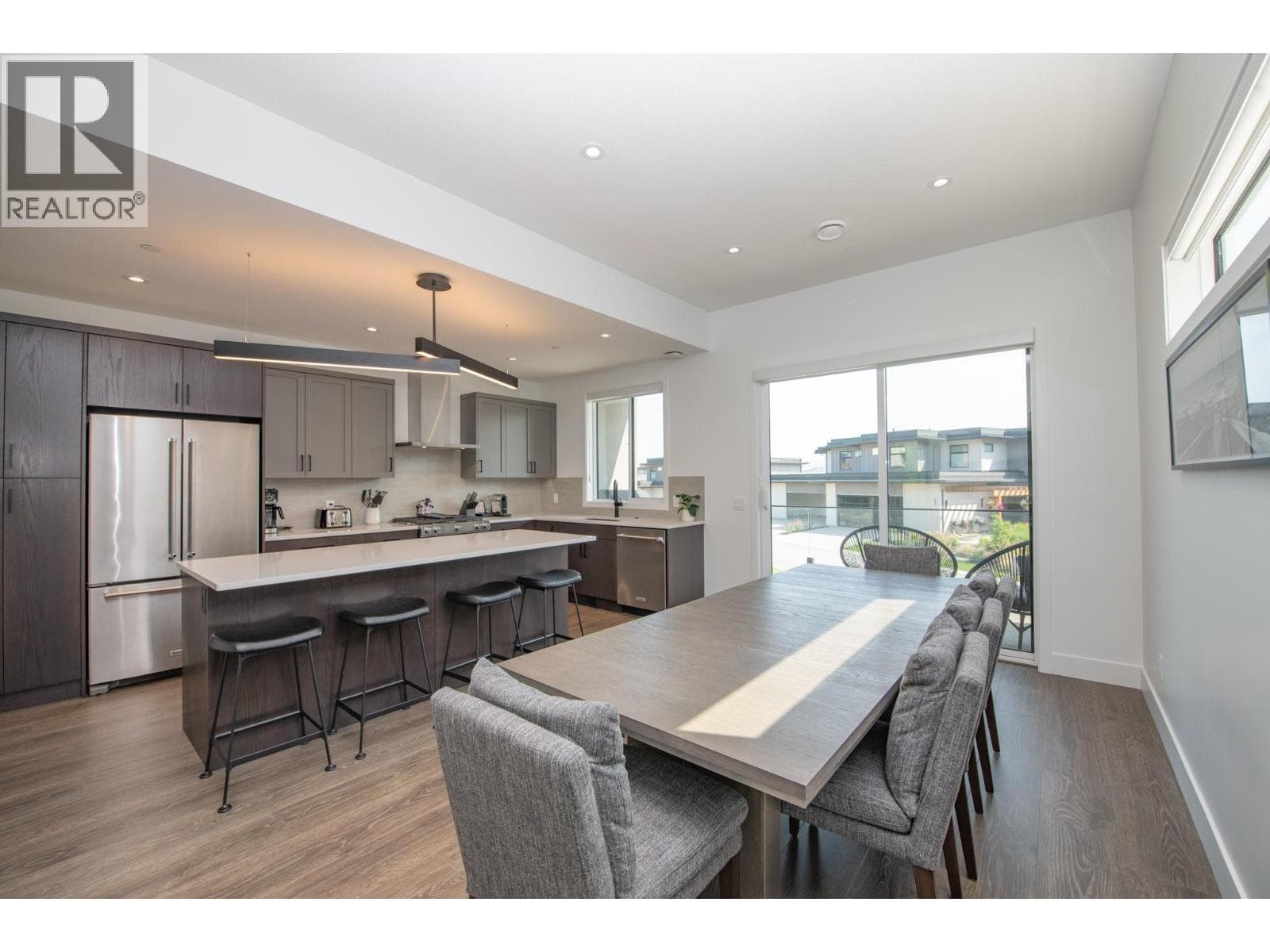 105 PREDATOR RIDGE DRIVE UNIT 4 in