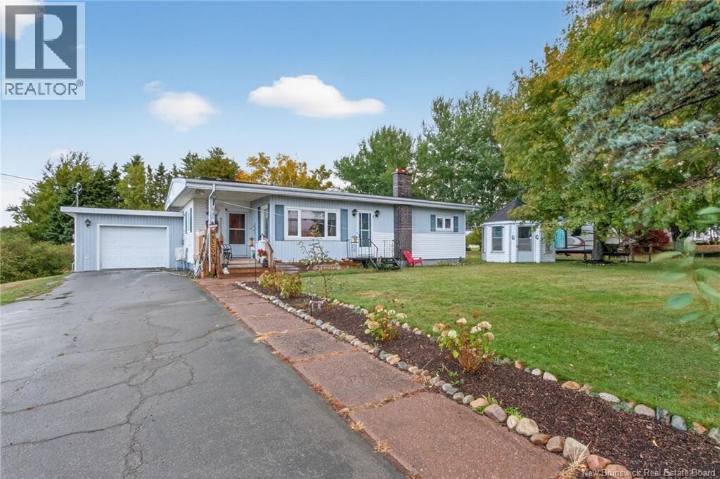 2732 ROAD ACADIE in
