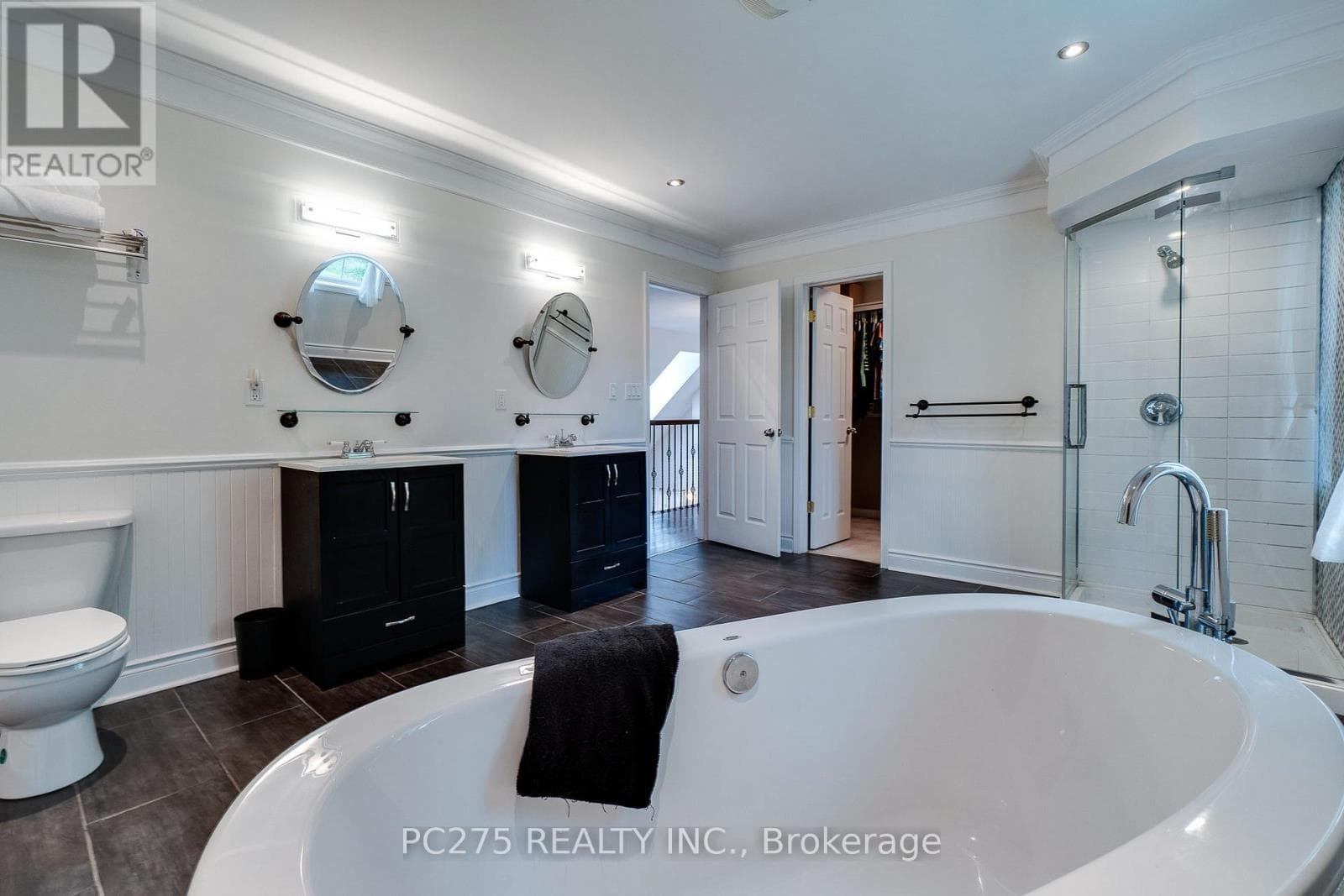 23 MACTAVESH CRESCENT in