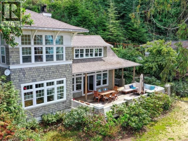 2916/20 MALASPINA PROMENADE in