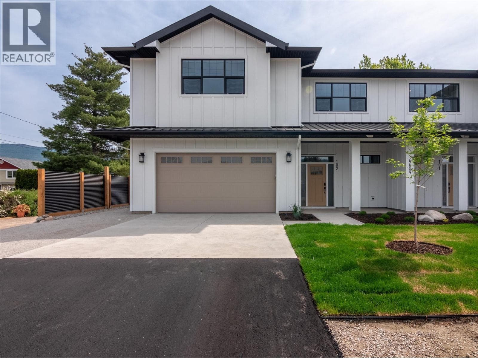 6609 NIXON ROAD UNIT 102 in