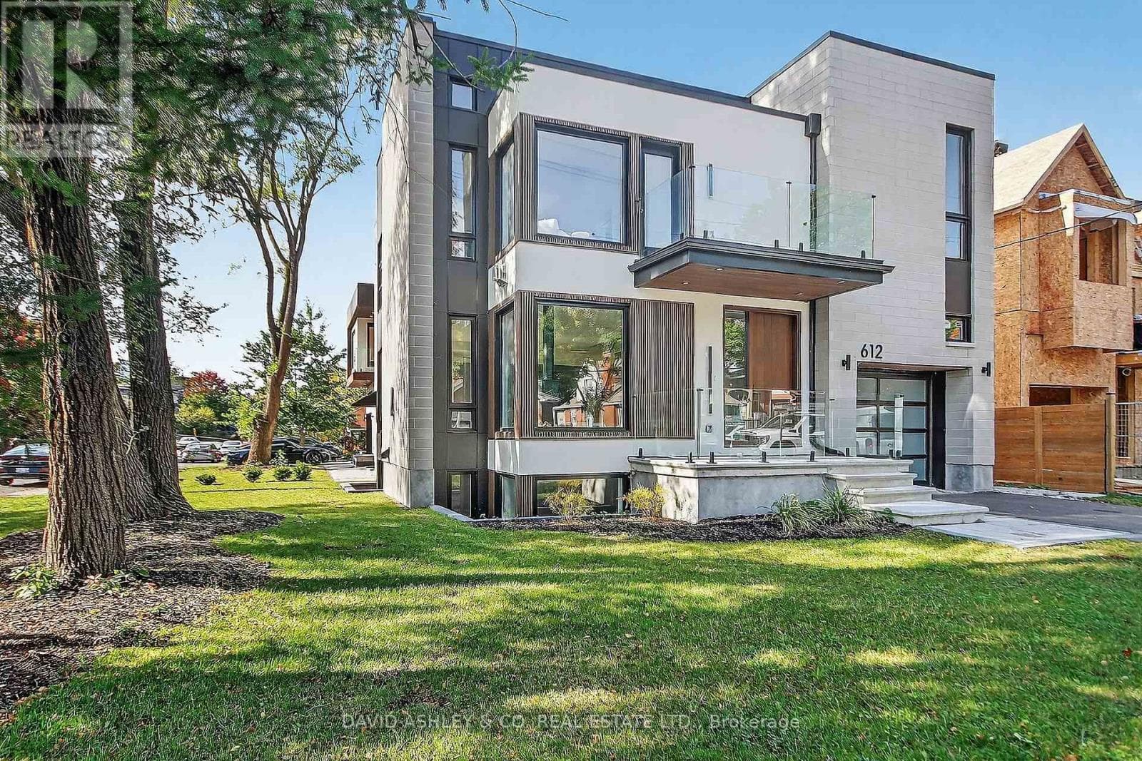 612 TWEEDSMUIR AVENUE in WESTBORO