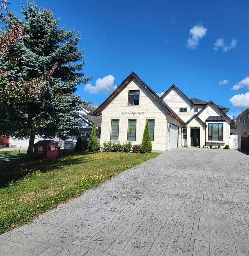32679 UNGER COURT in Cedar Valley