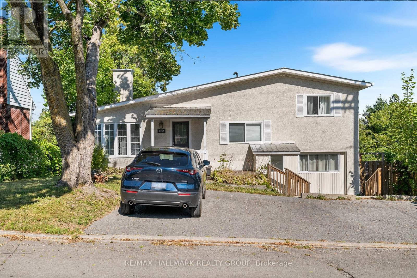 1305 DORCHESTER AVENUE in CARLINGTON
