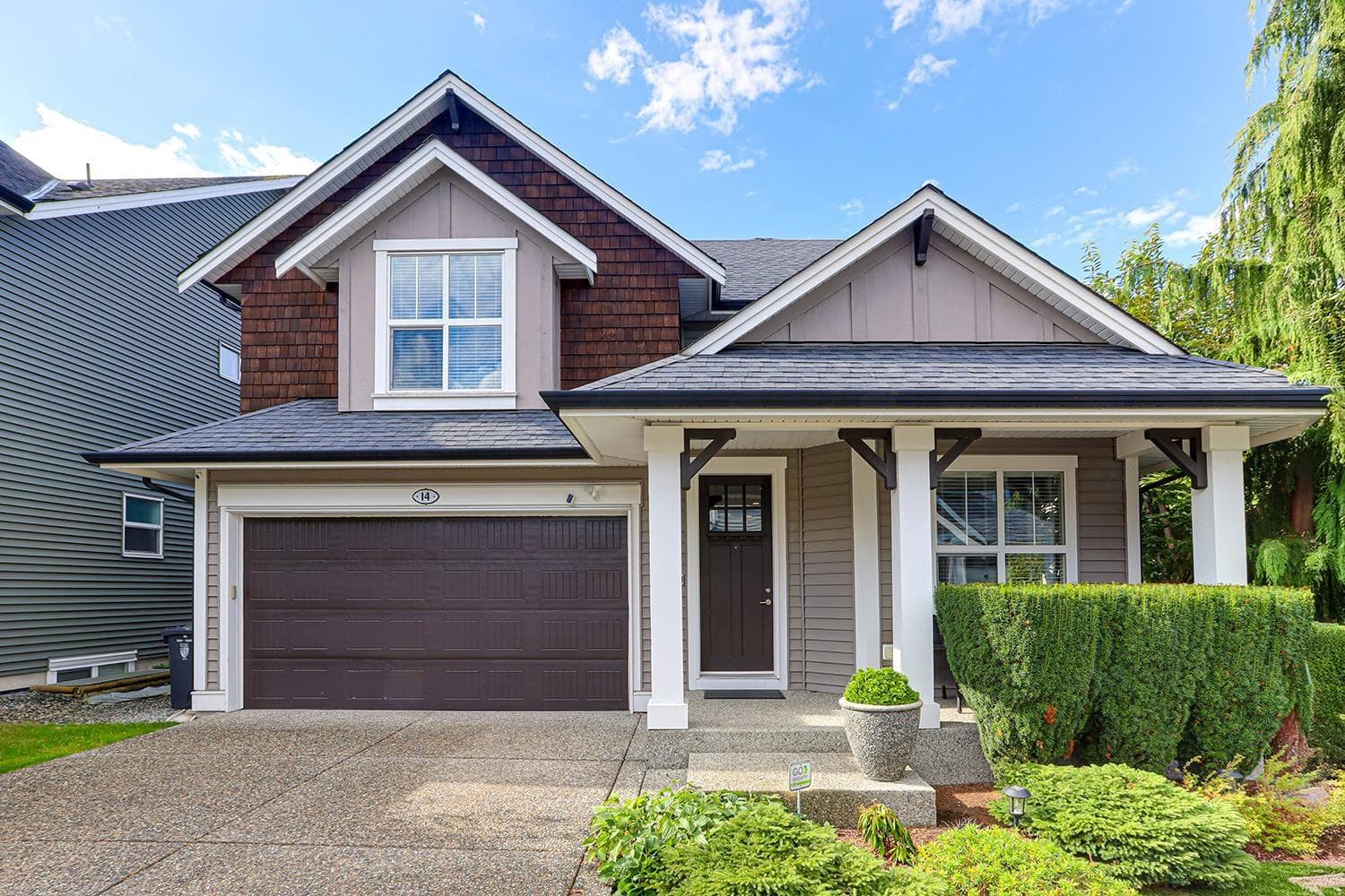 14 7891 211 STREET in Willoughby